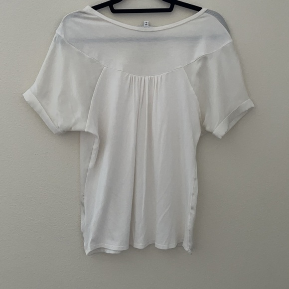 Express cream blouse - Picture 2 of 3